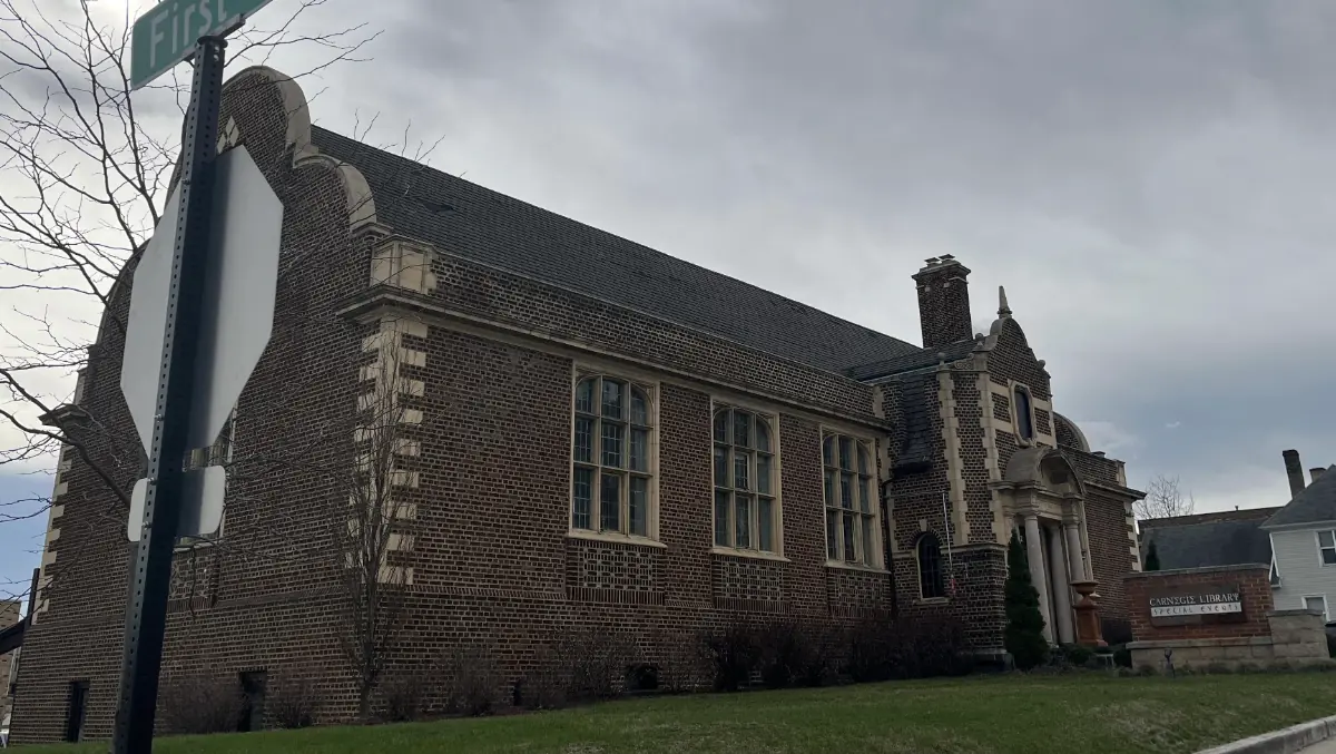 Mishawaka's Carnegie Library is still standing and is home to Jesus Cantina.