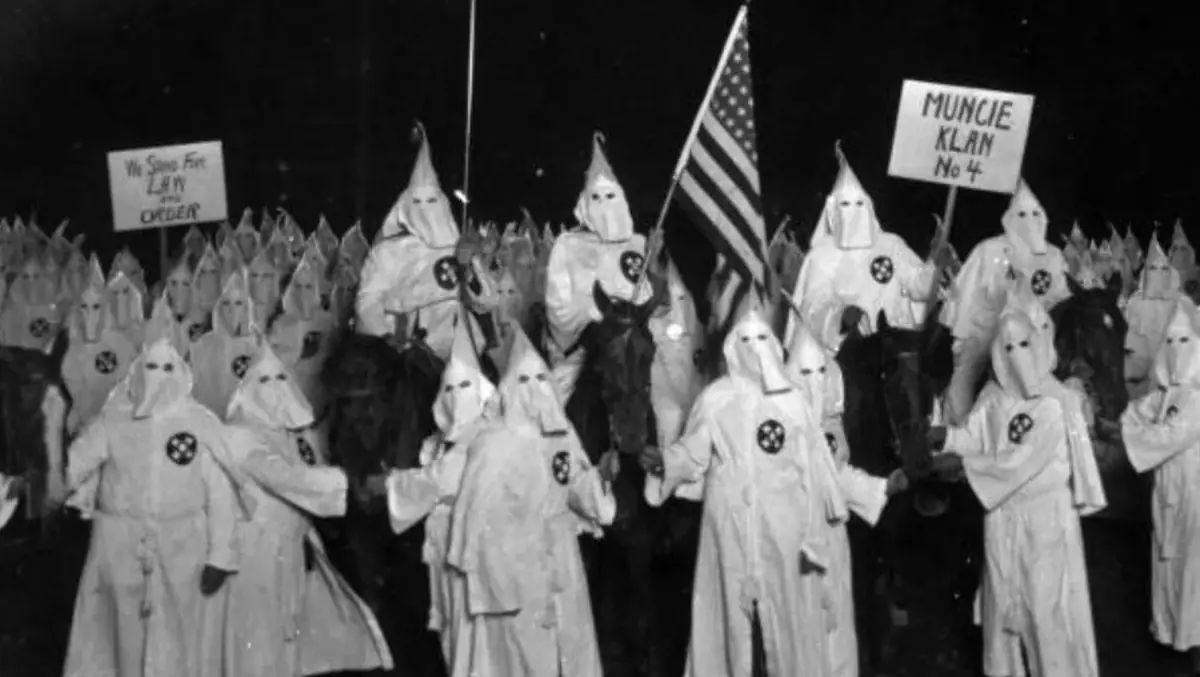 Photograph from a Klan parade in Muncie in 1922