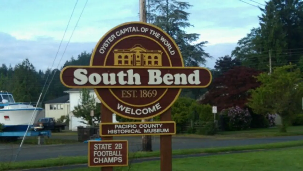 Photograph of sign in South Bend, Washington