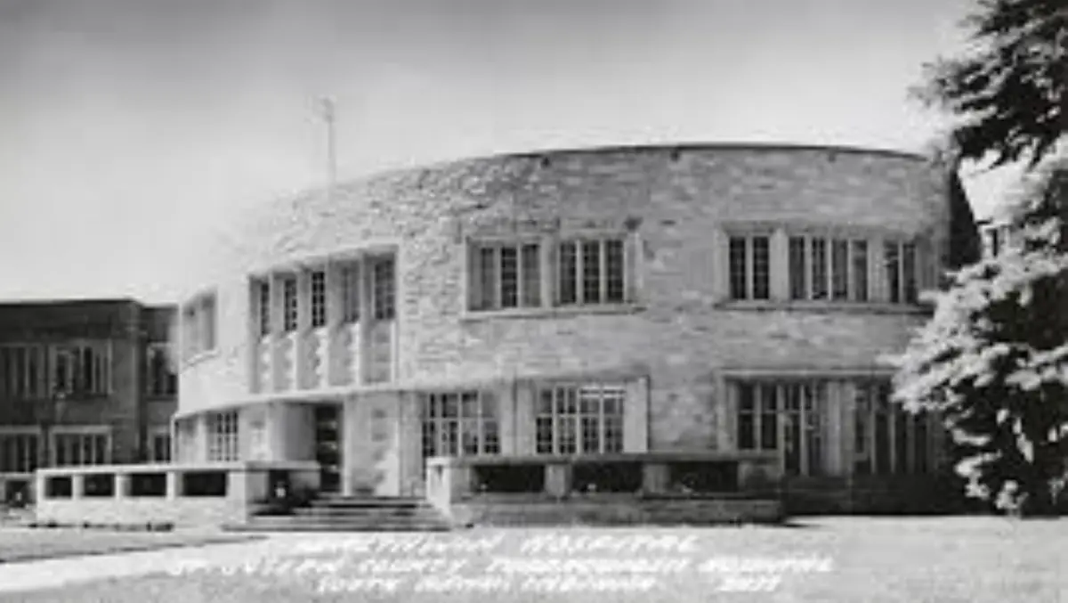 Historical photograph of Healthwin Hospital in South Bend
